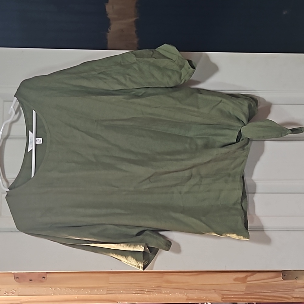 Time and tru size Medium button down shirt.